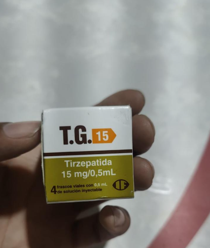 Foto enviada pela cliente mostrando produto em mãos